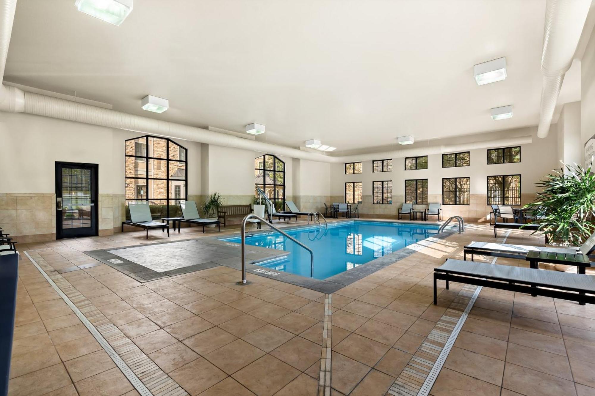 Staybridge Suites - Cincinnati North By Ihg West Chester Eksteriør bilde